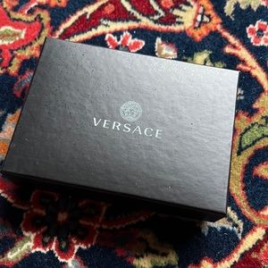 AUTHENTIC SMALL VERSACE GIFT BOX